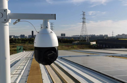 光伏發(fā)電屋頂太陽(yáng)能監(jiān)控安裝